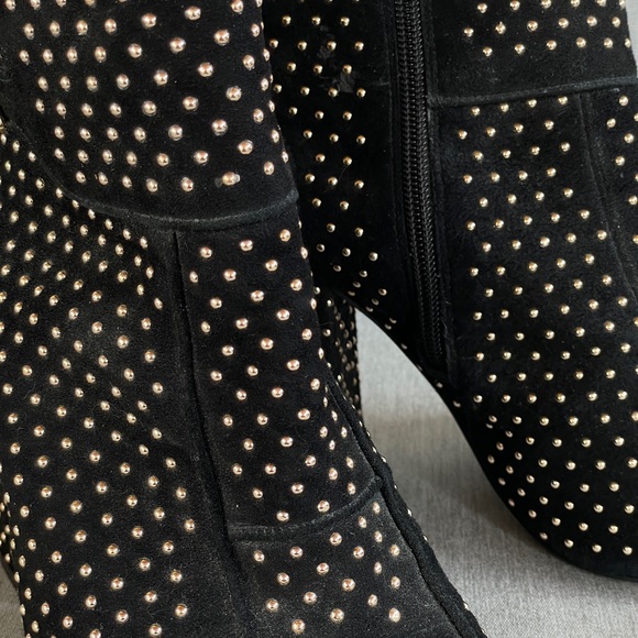 Jessica Simpson black and gold studded boots. Size 10 excellent condition. - Picture 2 of 10